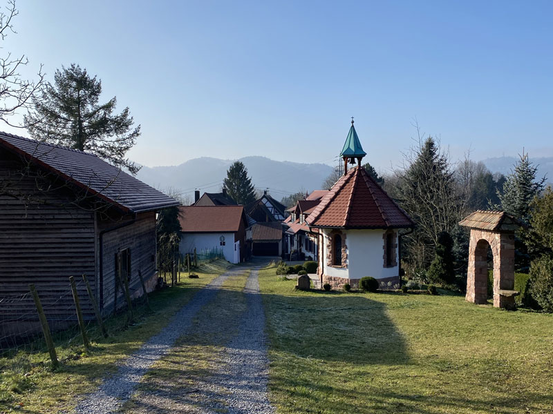 Small chapel and village near the parking at Baden-Baden